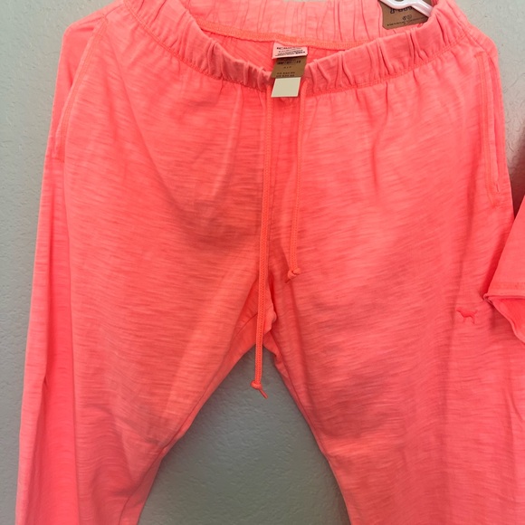 Pink Lounge Set - Picture 4 of 4